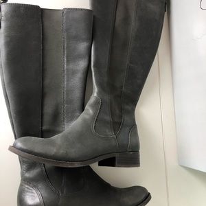 Knee high boots. Wide calf!!!!